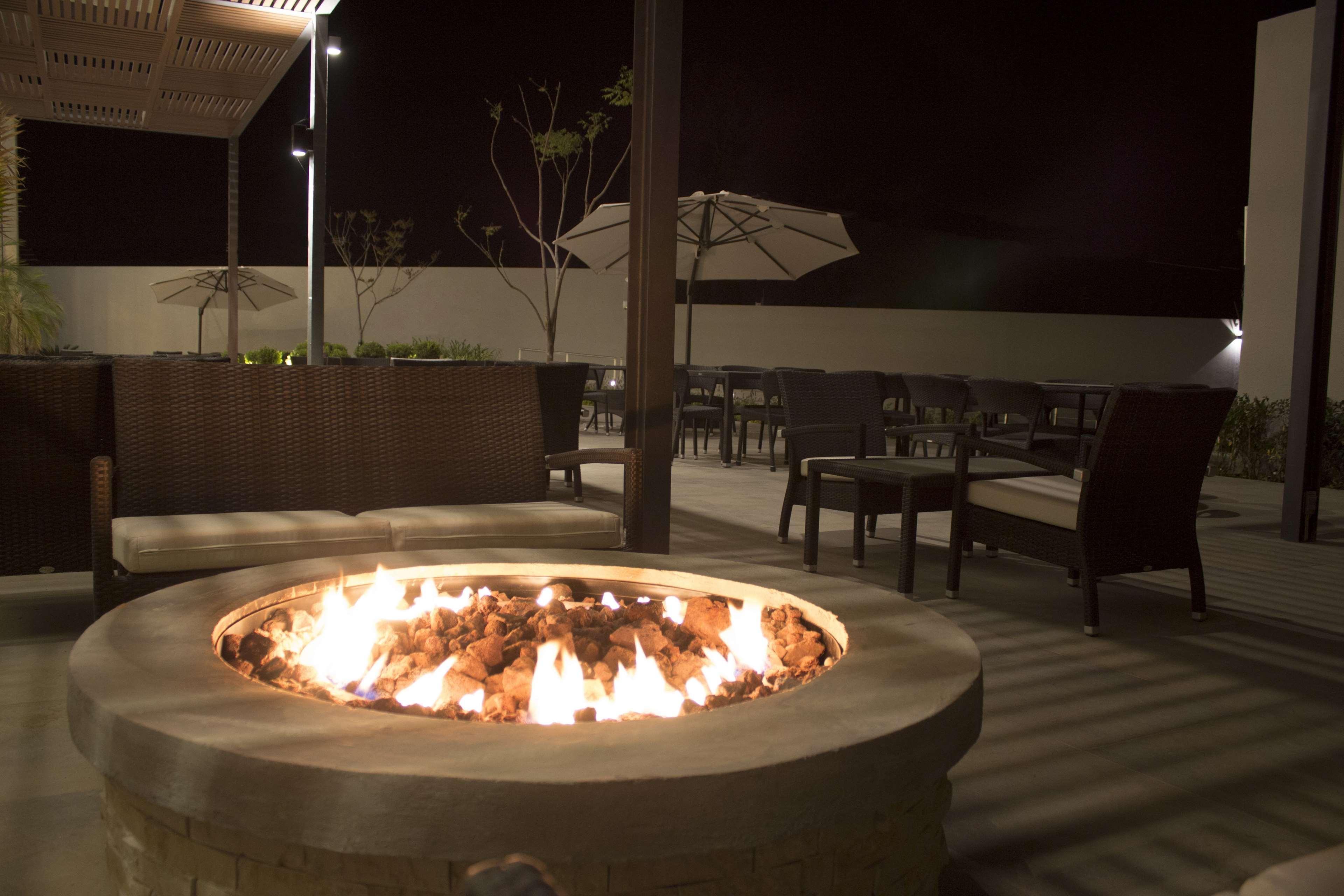 Fiesta Inn Suites Aeropuerto Del Bajio Silao Ngoại thất bức ảnh