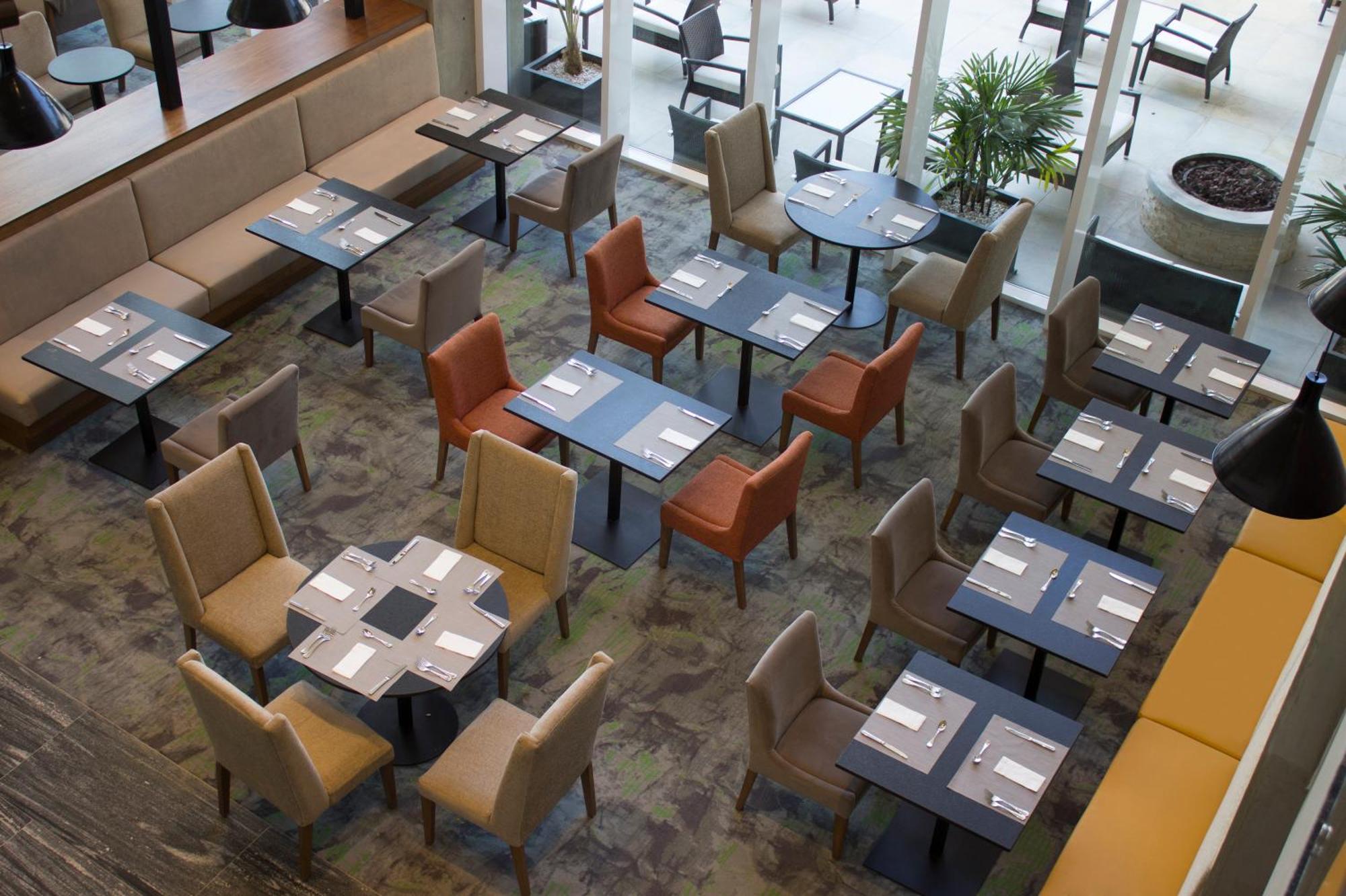 Fiesta Inn Suites Aeropuerto Del Bajio Silao Ngoại thất bức ảnh